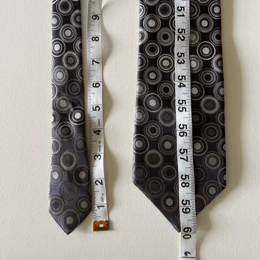 Ted Baker Black And Gray Circle Pattern Silk Tie - image 6